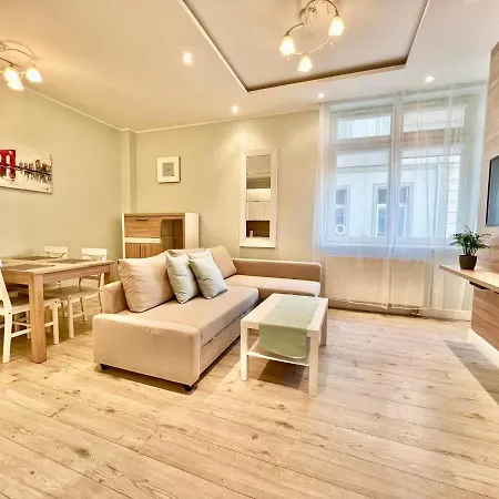 Monte 49 Z Prywatnym Parkingiem アパート *